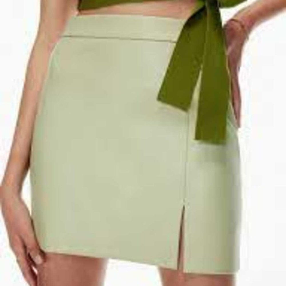 aritzia patio skirt
